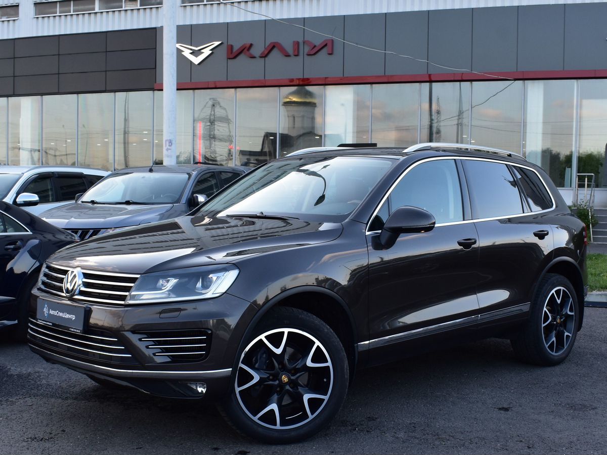 Touareg Business 3.0d AT 4WD (204 л.с.)