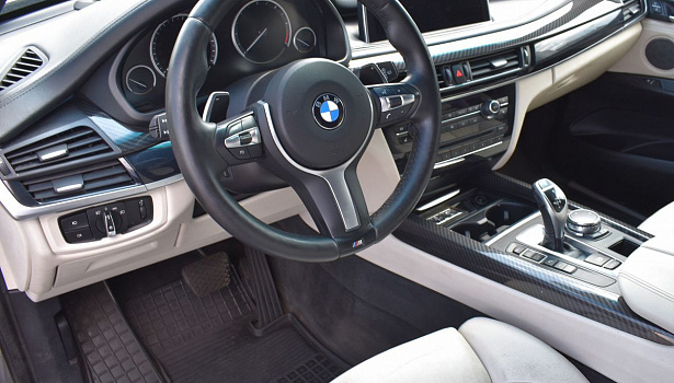 BMW X5 2015 3.0d AT 4WD (313 л.с.) Серый 50651434 фото 8