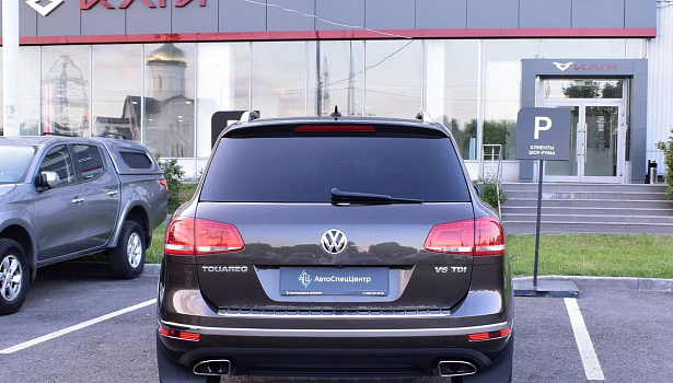 Volkswagen Touareg 2016 3.0d AT 4WD (204 л.с.) Коричневый 53844578 фото 6