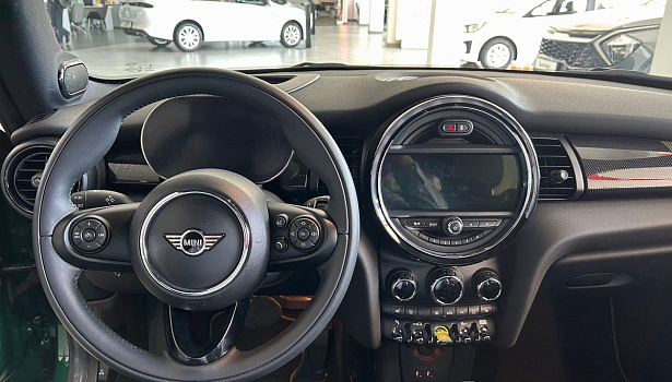 MINI Hatch 2019 Cooper SE Electro AT (184 л.с.) Зелёный 60914844 фото 12